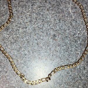 Elegant Gold Chain Necklace